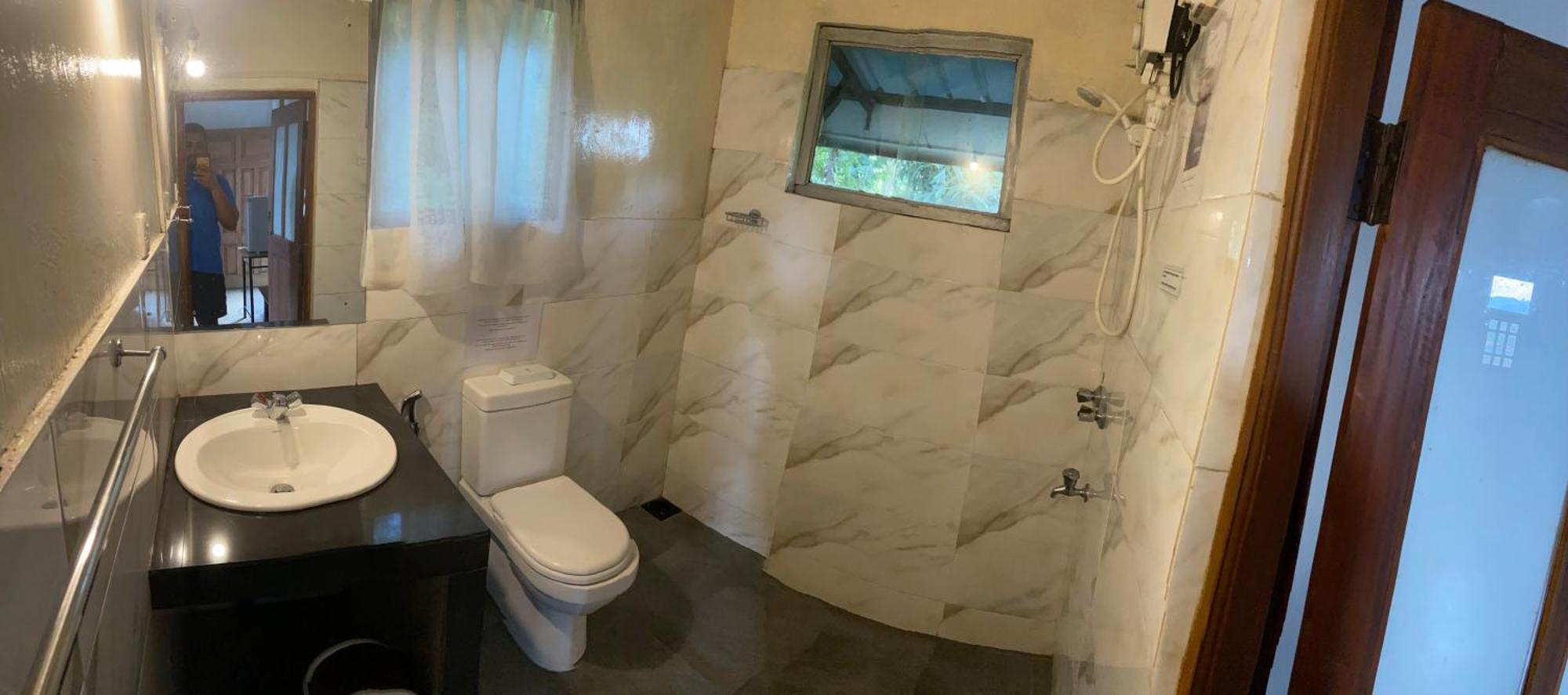 Upland Inn Канди Экстерьер фото