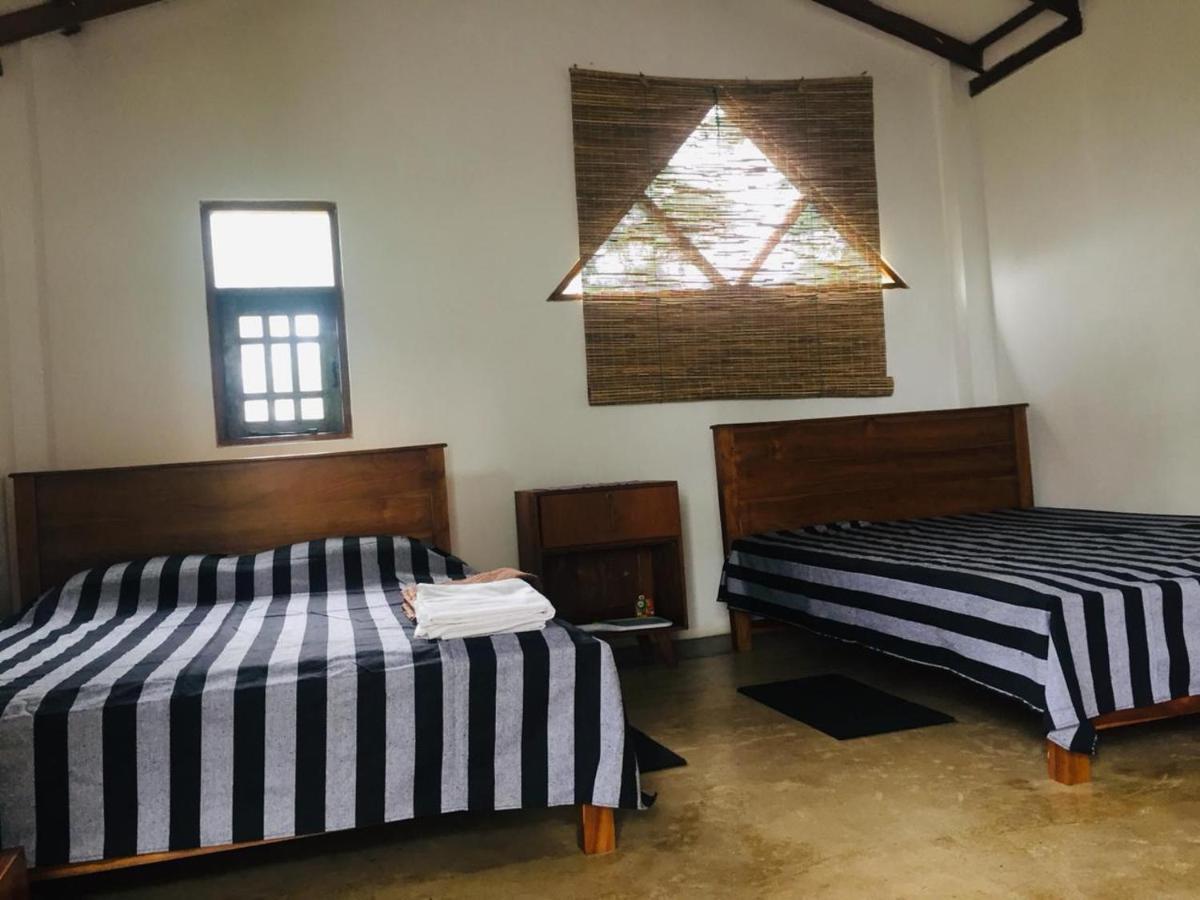 Upland Inn Канди Экстерьер фото